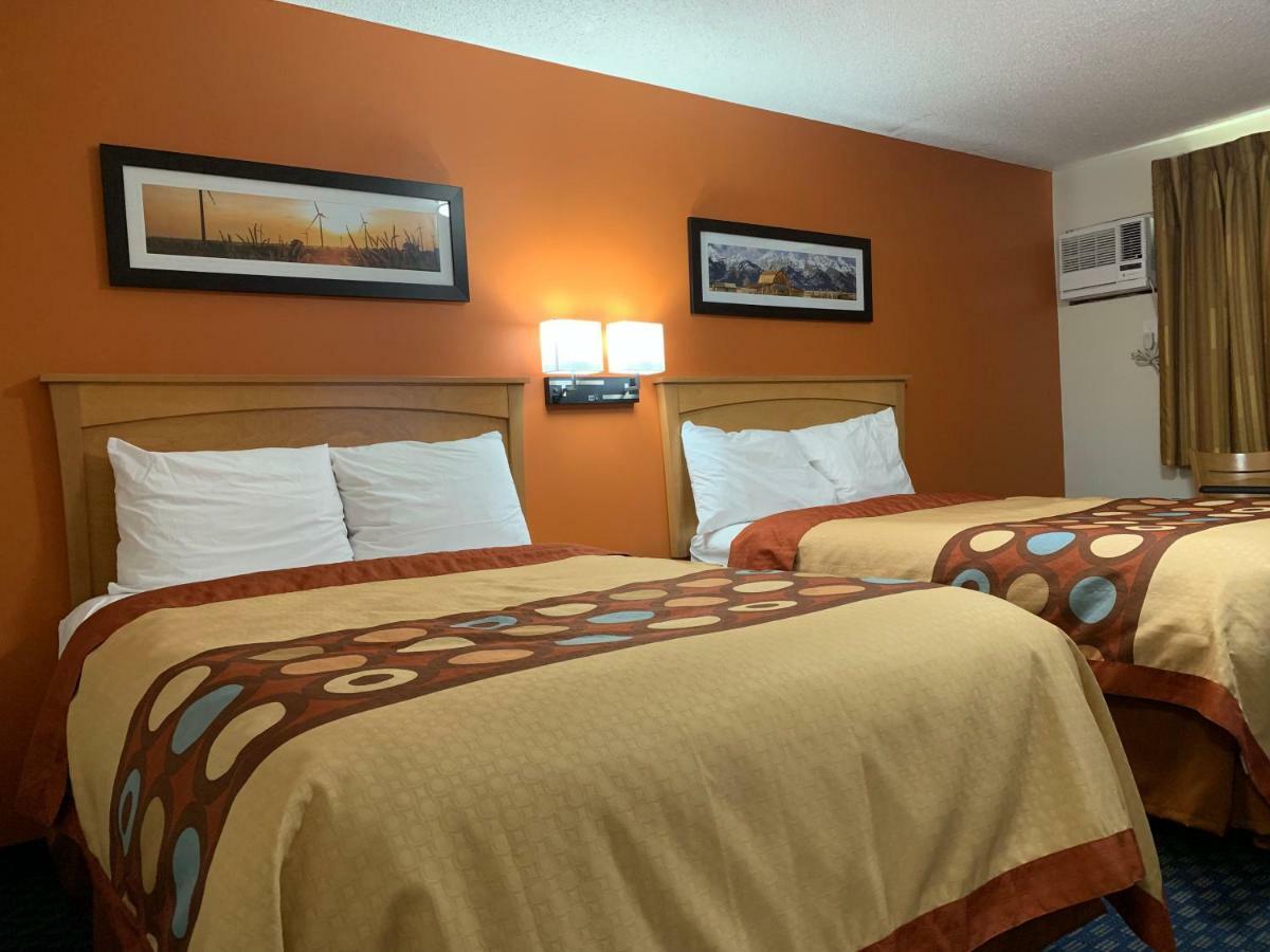 Westway Inn Motel Neepawa Exteriör bild